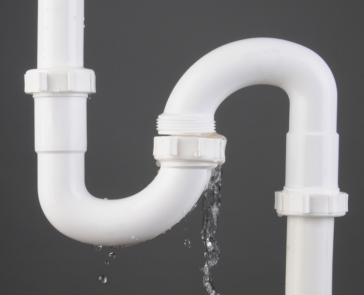 Plumbing Repair Tip: What’s with the Water Around My Toilet?